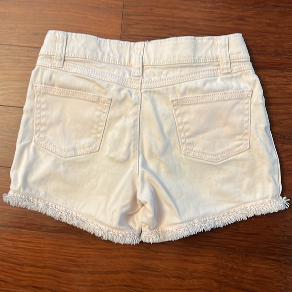 ⭐️ Carter’s Shorts - Picture 8 of 8
